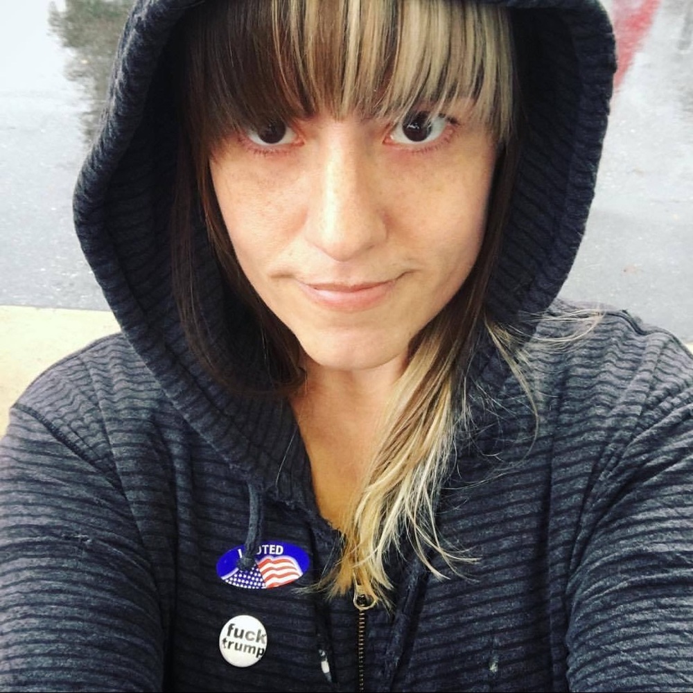 Meet your Posher, Joy